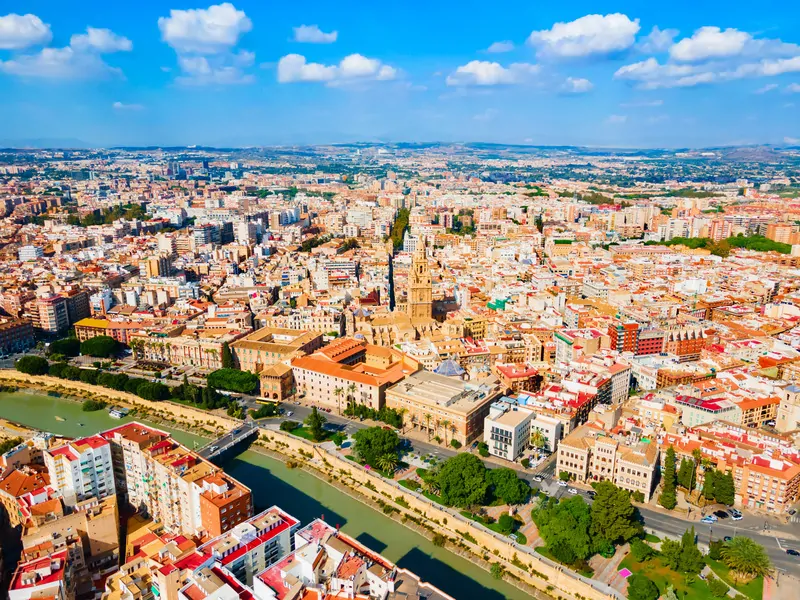 Prestamistas en Murcia: alternativas para conseguir financiación rápida